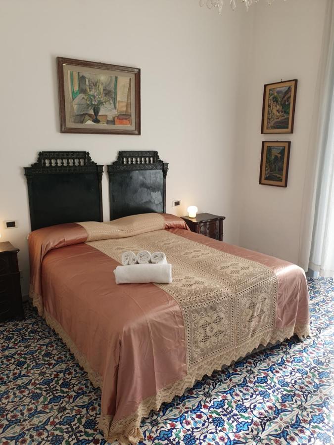 D'Angleterre Guest House Salerno Luaran gambar